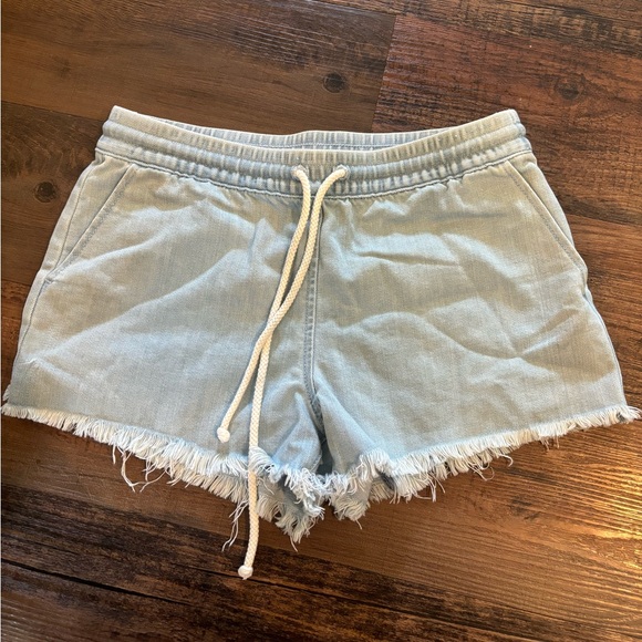 Aerie soft denim colored shorts - Picture 1 of 4